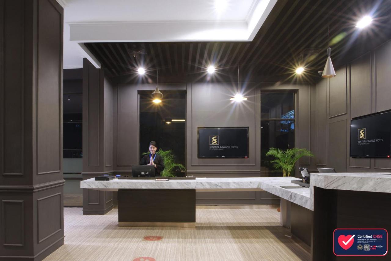 Swiss-Belinn Cawang Jakarta Kültér fotó