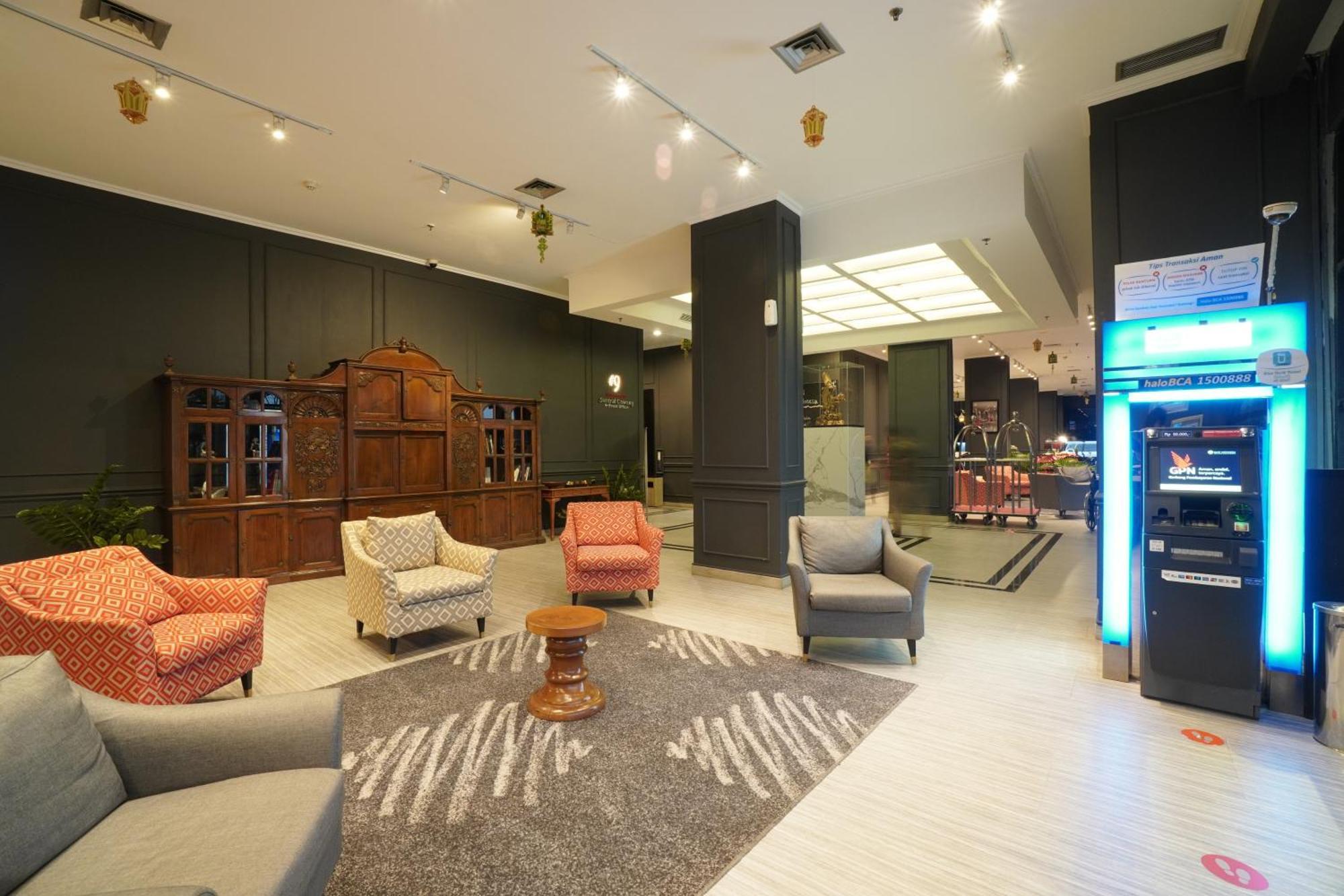Swiss-Belinn Cawang Jakarta Kültér fotó