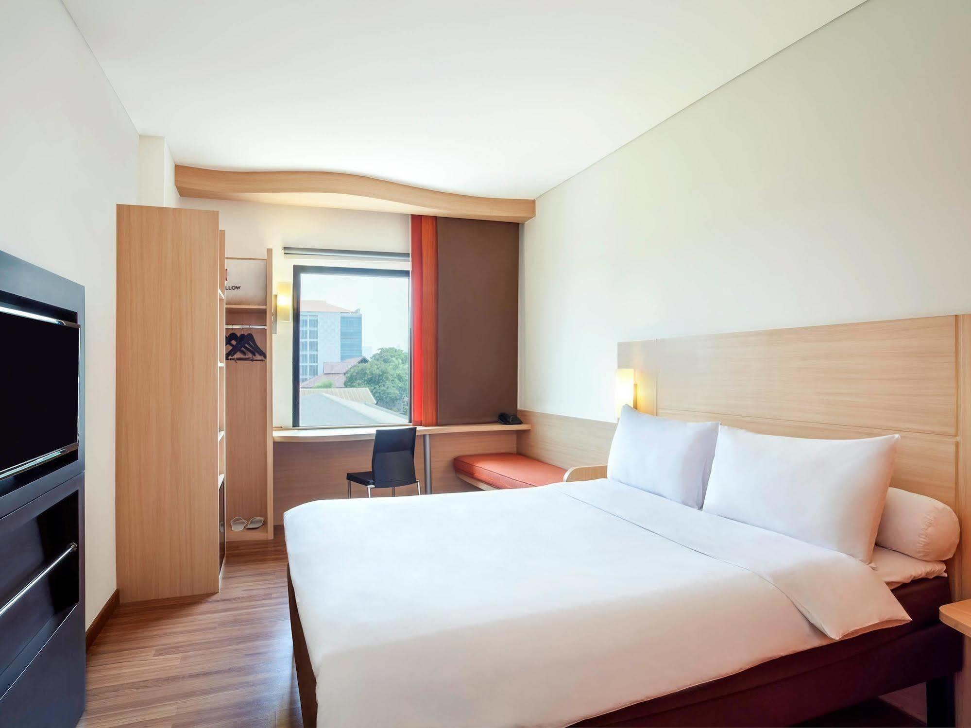 Swiss-Belinn Cawang Jakarta Kültér fotó